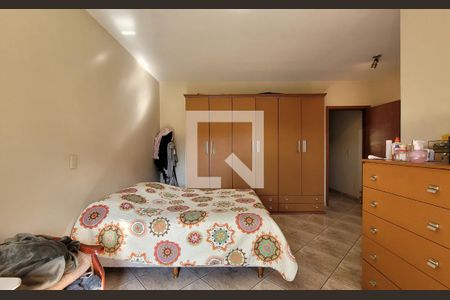 Casa à venda com 300m², 3 quartos e 4 vagas Casa à venda com 300m², 3 quartos e 4 vagasSuíte 3