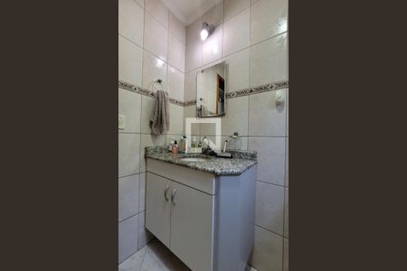 Casa à venda com 300m², 3 quartos e 4 vagas Casa à venda com 300m², 3 quartos e 4 vagasBanheiro