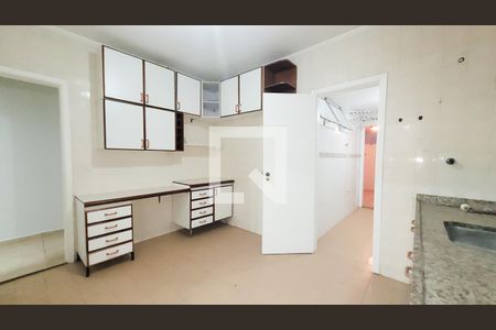Apartamento para alugar com 130m², 3 quartos e 2 vagasCozinha