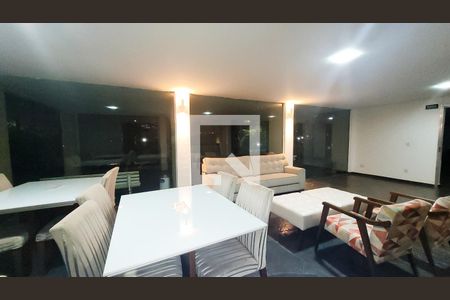 Apartamento para alugar com 130m², 3 quartos e 2 vagasÁrea comum - Salão de festas