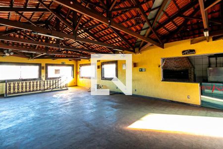 Casa à venda com 484m², 2 quartos e 4 vagasÁrea Externa