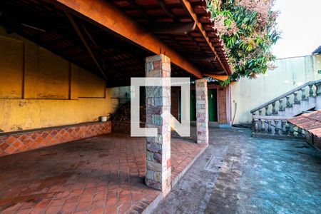 Casa à venda com 484m², 2 quartos e 4 vagasÁrea Externa