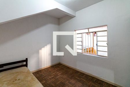 Quarto de casa à venda com 2 quartos, 484m² em Camargos, Belo Horizonte