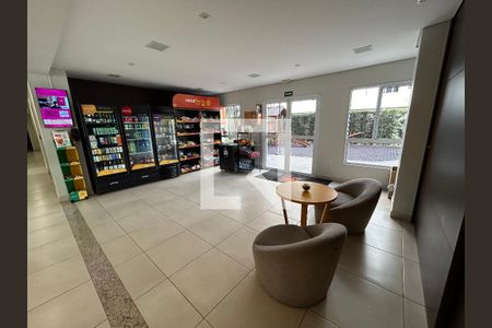 Apartamento à venda com 34m², 1 quarto e sem vaga Apartamento à venda com 34m², 1 quarto e sem vagaMini mercado