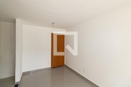 Sala de apartamento para alugar com 2 quartos, 48m² em Inhoaíba, Rio de Janeiro