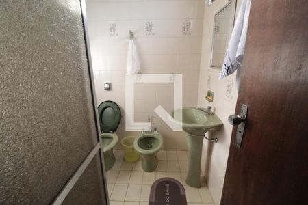 Casa para alugar com 450m², 4 quartos e 4 vagasBanheiro do Quarto 4