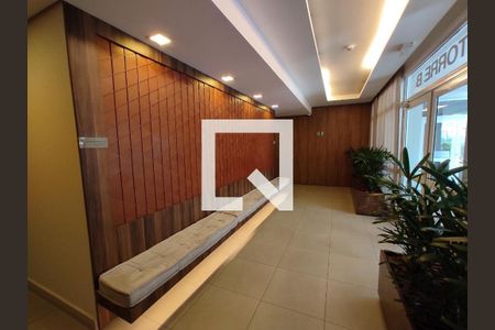 Apartamento para alugar com 100m², 2 quartos e 2 vagasHall