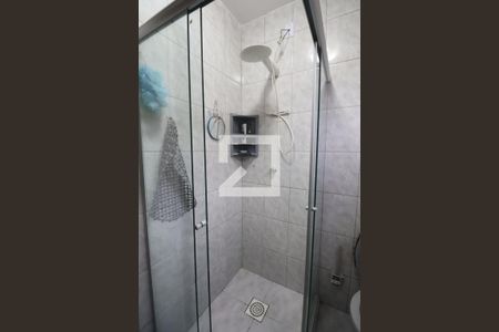 Casa à venda com 150m², 4 quartos e 2 vagasBanheiro 1