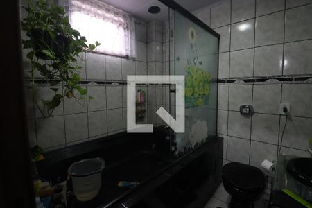 Casa à venda com 150m², 4 quartos e 2 vagasBanheiro da Suíte