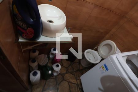 Casa à venda com 150m², 4 quartos e 2 vagasBanheiro 3