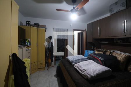 Casa à venda com 150m², 4 quartos e 2 vagasSuíte