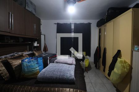 Casa à venda com 150m², 4 quartos e 2 vagasSuíte