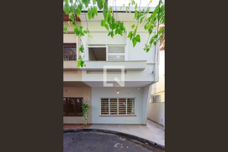 Casa à venda com 140m², 3 quartos e 1 vagaFachada