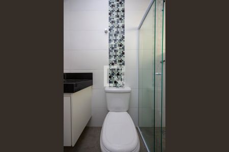 Casa à venda com 140m², 3 quartos e 1 vagaSuíte - Banheiro