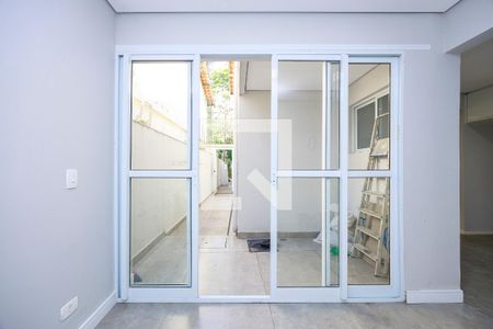 Casa à venda com 140m², 3 quartos e 1 vagaÁrea de Serviço