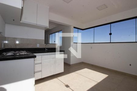 Apartamento para alugar com 92m², 3 quartos e 2 vagas Apartamento para alugar com 92m², 3 quartos e 2 vagasCozinha e Área de Serviço