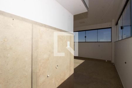 Apartamento para alugar com 92m², 3 quartos e 2 vagas Apartamento para alugar com 92m², 3 quartos e 2 vagasCozinha e Área de Serviço