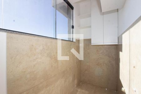 Apartamento para alugar com 92m², 3 quartos e 2 vagas Apartamento para alugar com 92m², 3 quartos e 2 vagasCozinha e Área de Serviço