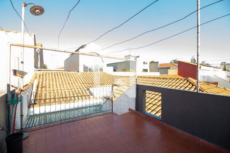 Casa à venda com 120m², 4 quartos e 5 vagasQuintal