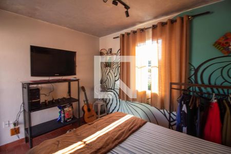 Casa à venda com 120m², 4 quartos e 5 vagasQuarto de Serviço