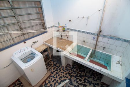 Casa à venda com 120m², 4 quartos e 5 vagasÁrea de Serviço