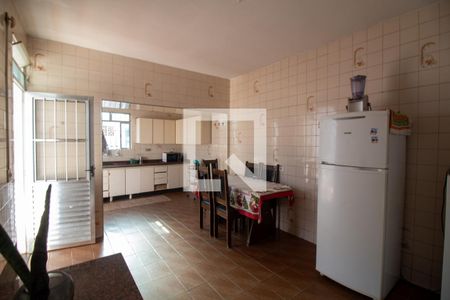 Casa à venda com 120m², 4 quartos e 5 vagasCopa