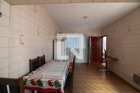 Casa à venda com 120m², 4 quartos e 5 vagasCopa