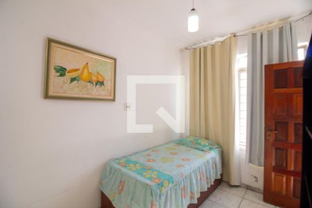 Casa à venda com 120m², 4 quartos e 5 vagasQuarto 3