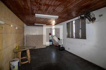 Casa à venda com 120m², 4 quartos e 5 vagasSalão de Festas