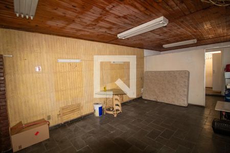 Casa à venda com 120m², 4 quartos e 5 vagasSalão de Festas