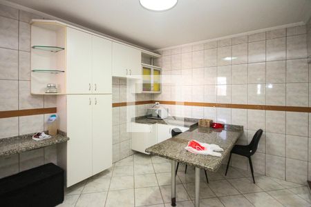 Casa à venda com 300m², 2 quartos e 2 vagasCozinha