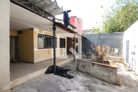 Casa à venda com 300m², 2 quartos e 2 vagasQuintal