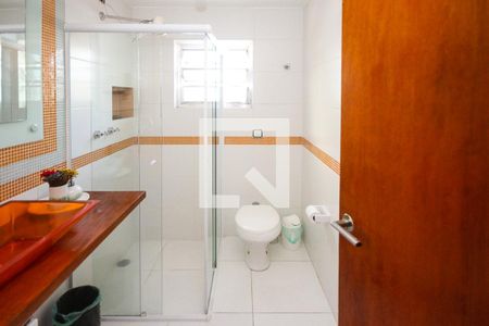 Casa à venda com 300m², 2 quartos e 2 vagasBanheiro