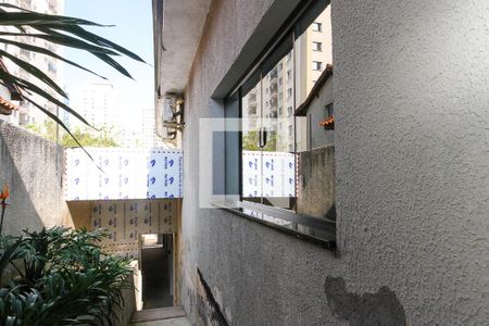 Casa à venda com 300m², 2 quartos e 2 vagasCorredor