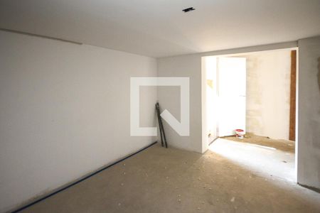 Casa à venda com 300m², 2 quartos e 2 vagasQuarto de Serviço