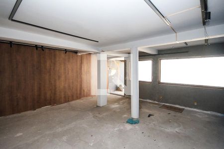 Casa à venda com 300m², 2 quartos e 2 vagas Salão de festas