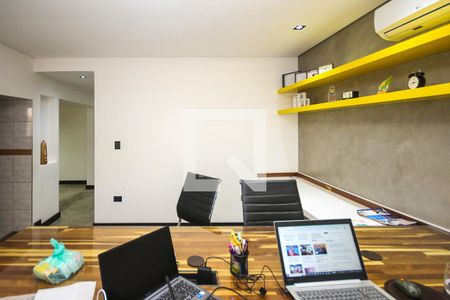 Casa à venda com 300m², 2 quartos e 2 vagasQuarto 02