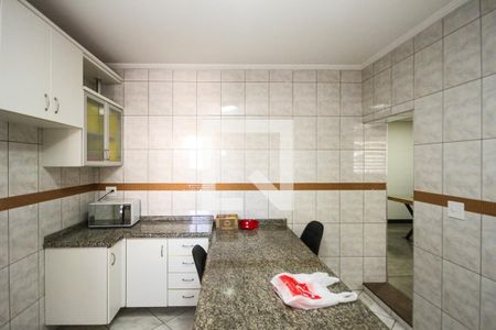 Casa à venda com 300m², 2 quartos e 2 vagasCozinha