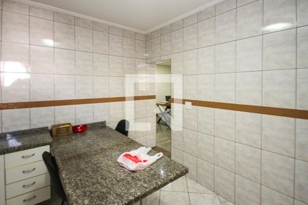 Casa à venda com 300m², 2 quartos e 2 vagasCozinha