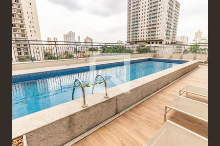 Apartamento à venda com 23m², 1 quarto e sem vaga Apartamento à venda com 23m², 1 quarto e sem vagaÁrea comum - Piscina