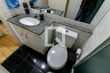 Banheiro de apartamento para alugar com 2 quartos, 66m² em Parque Munhoz, São Paulo