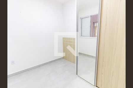 Quarto 2 de apartamento para alugar com 2 quartos, 45m² em Vila Invernada, São Paulo