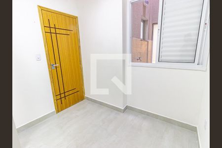 Quarto 2 de apartamento para alugar com 2 quartos, 45m² em Vila Invernada, São Paulo