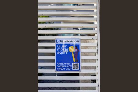 Apartamento à venda com 180m², 3 quartos e 2 vagasPlaca banner Instalada na Fachada