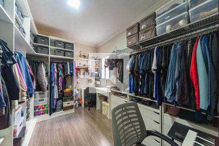 Apartamento à venda com 180m², 3 quartos e 2 vagasQuarto 2