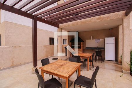 Apartamento para alugar com 35m², 2 quartos e sem vaga Apartamento para alugar com 35m², 2 quartos e sem vagaÁrea comum - Churrasqueira