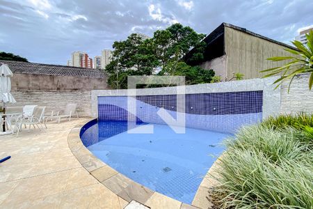 Apartamento para alugar com 101m², 2 quartos e 2 vagasÁrea comum - Piscina
