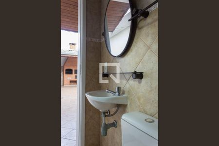 Casa à venda com 355m², 5 quartos e 6 vagasBanheiro de Serviço