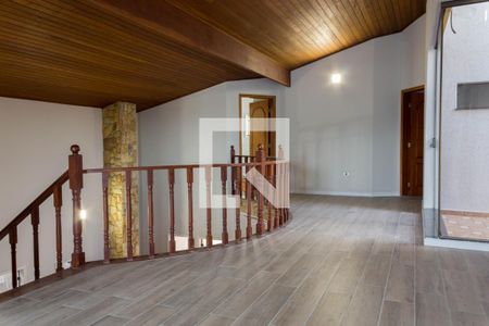 Casa à venda com 355m², 5 quartos e 6 vagasHall dos quartos