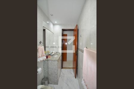 Apartamento à venda com 184m², 4 quartos e 2 vagasBanheiro da Suíte 1